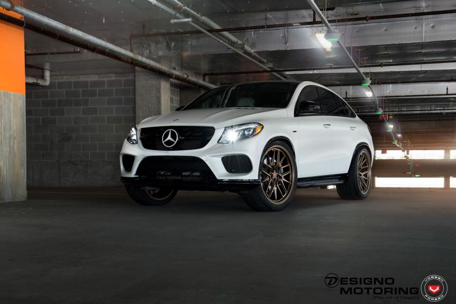  Mercedes-Benz GLE Coupe on Vossen Wheels (ML-X3) 2018 года  (фото 1 из 6)